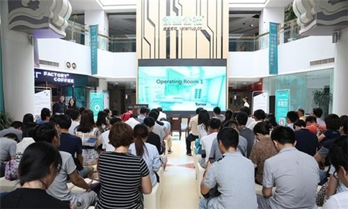 Worldviz创始人:VR头盔6个月内将能实现融合 Worldviz创始人:VR头盔6个月内将能实现融合