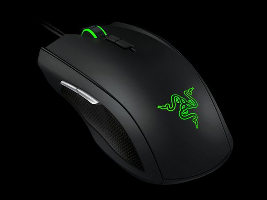 Razer-超级联赛第三轮9-10日20:00重装直播