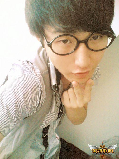 ipad2buff得主"丁丁"