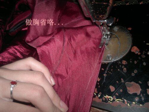 美女妹子手工制作倩女时装