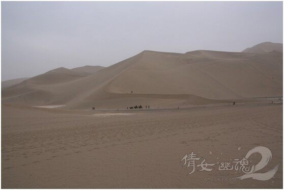 鸣沙山.jpg