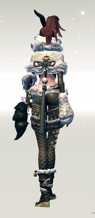 笑傲江湖ol滑雪装展示 肉乎乎的小爪子