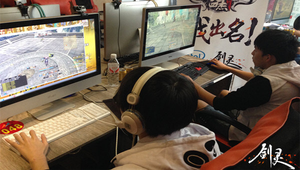 图11：玩家正在比赛.JPG