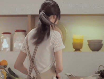 最囧福利搞笑gif之湿衫正妹教你人工呼吸_游戏八爪_17173视频