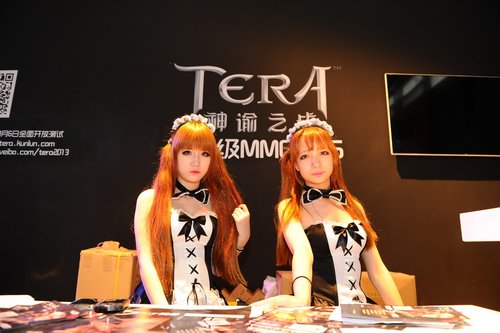 主人求包养！昆仑女仆闪闪惹人爱怜