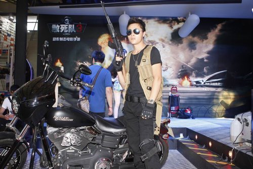 动作射击手游《敢死队3》帅气型男亮相CJ