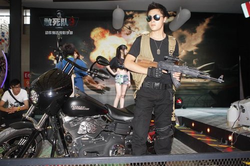 动作射击手游《敢死队3》帅气型男亮相CJ