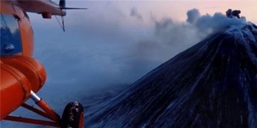 《国家地理》发布360度视频 探索最强火山