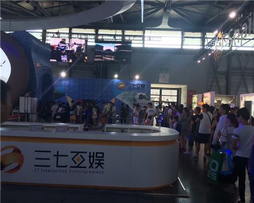屠龙反恐战僵尸 