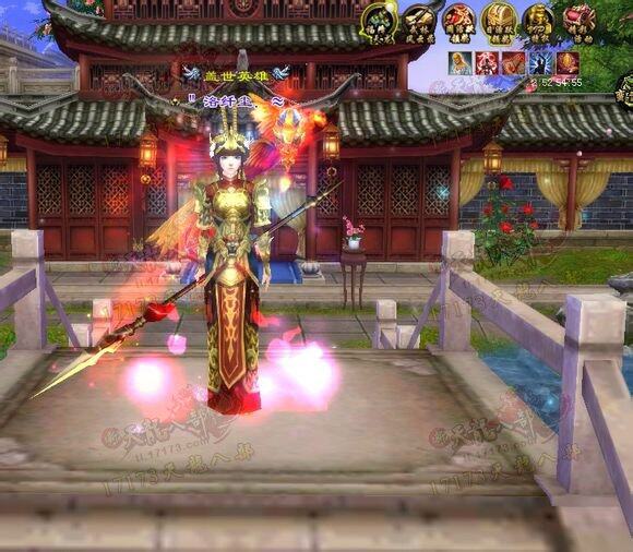 天龙八部女玩家晒黄金战甲：不爱红装爱武装